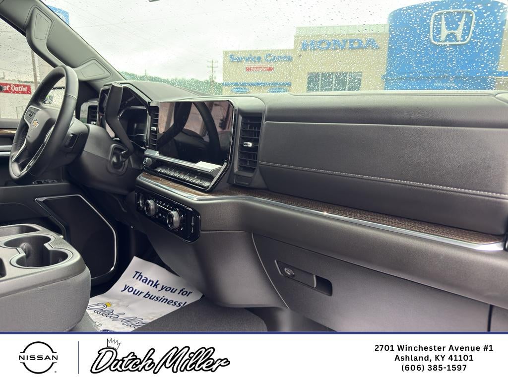 2023 Chevrolet Silverado LT