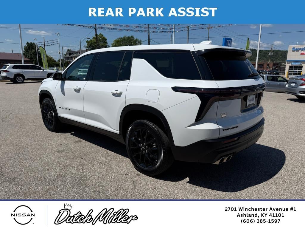 2024 Chevrolet Traverse FWD LS