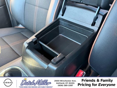 2024 GMC Canyon 4WD AT4