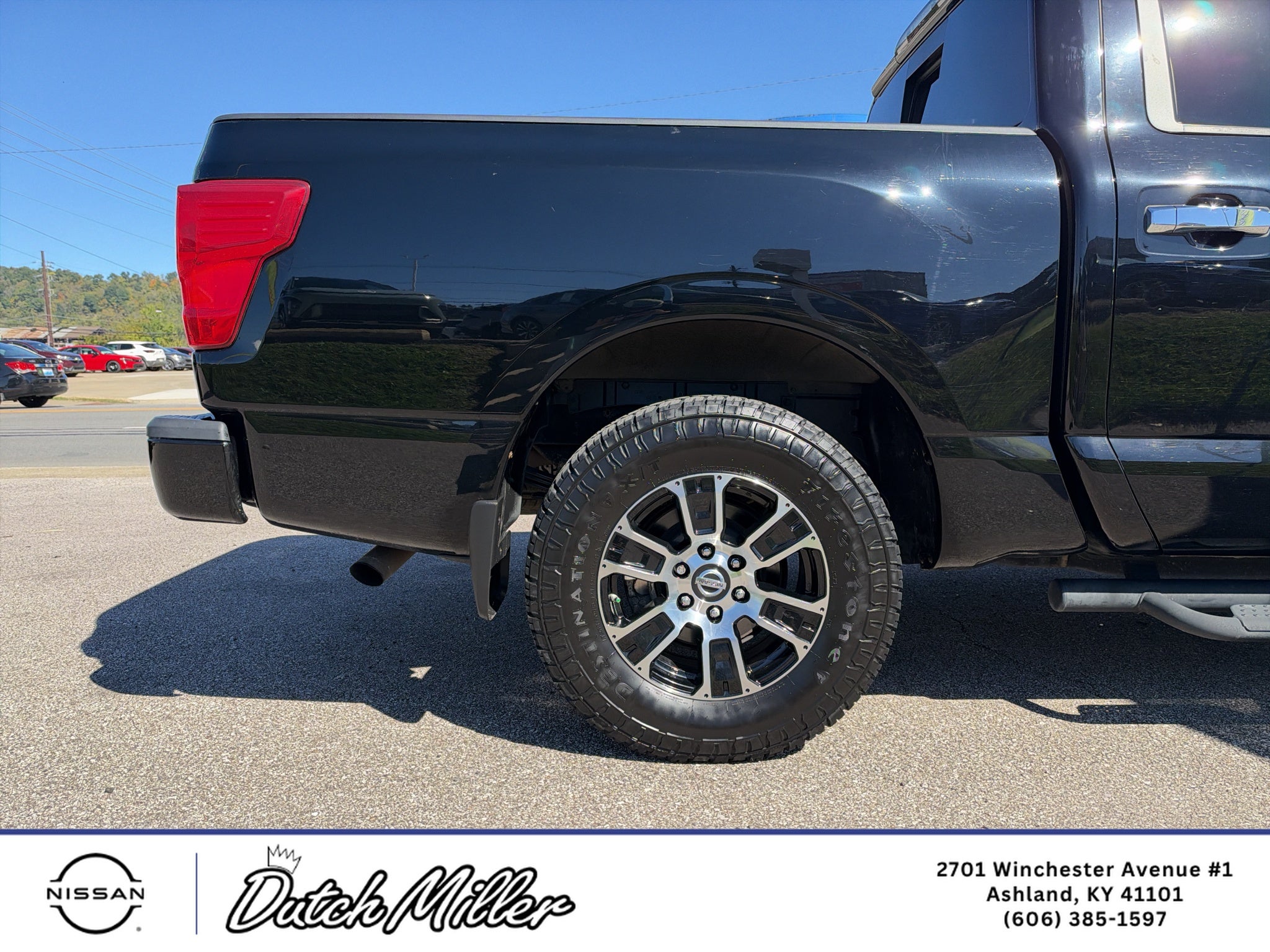 2021 Nissan Titan SV