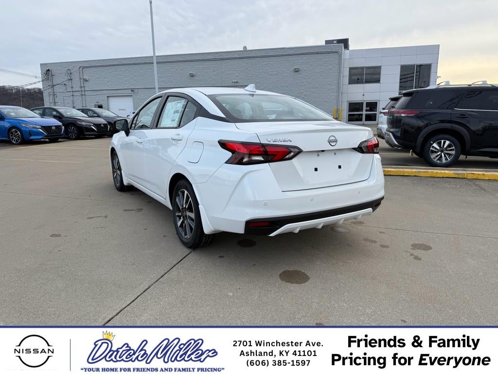 2025 Nissan Versa SV