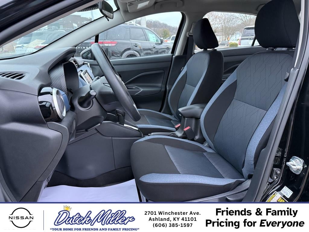 2025 Nissan Versa SV