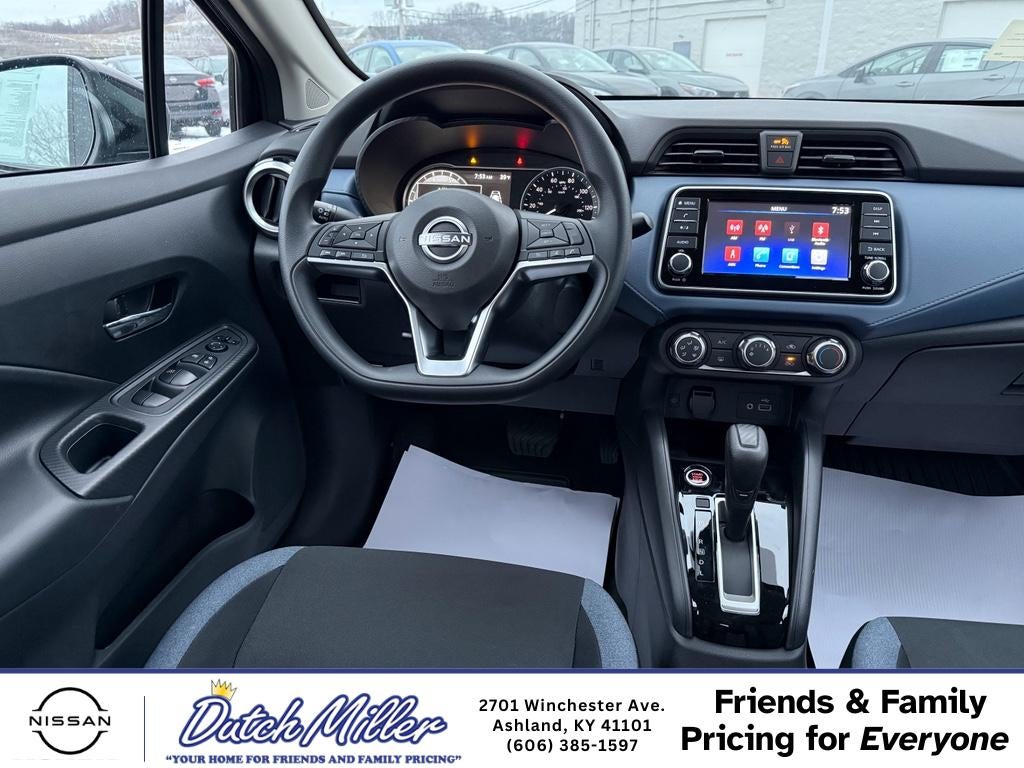 2025 Nissan Versa SV