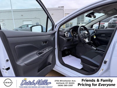 2025 Nissan Versa SV