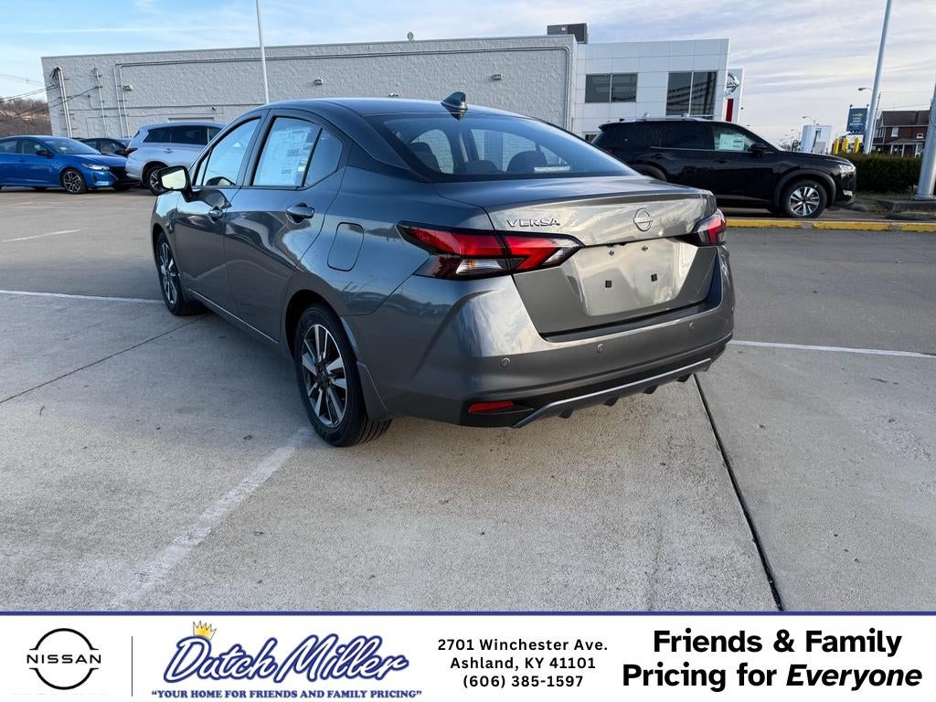 2025 Nissan Versa SV