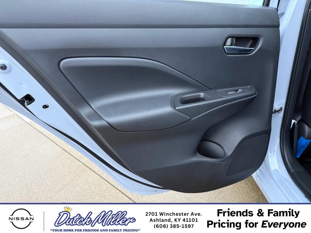 2025 Nissan Versa SV