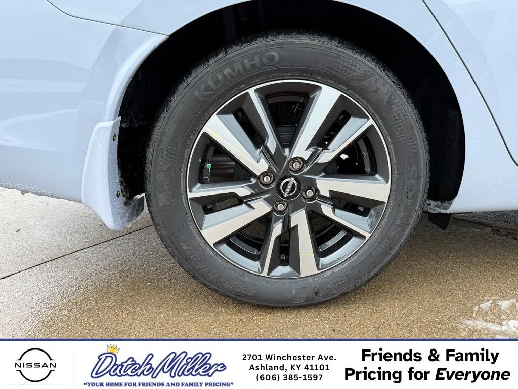 2025 Nissan Versa SV