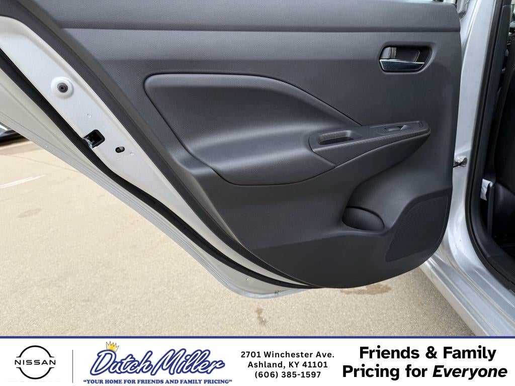 2025 Nissan Versa SV