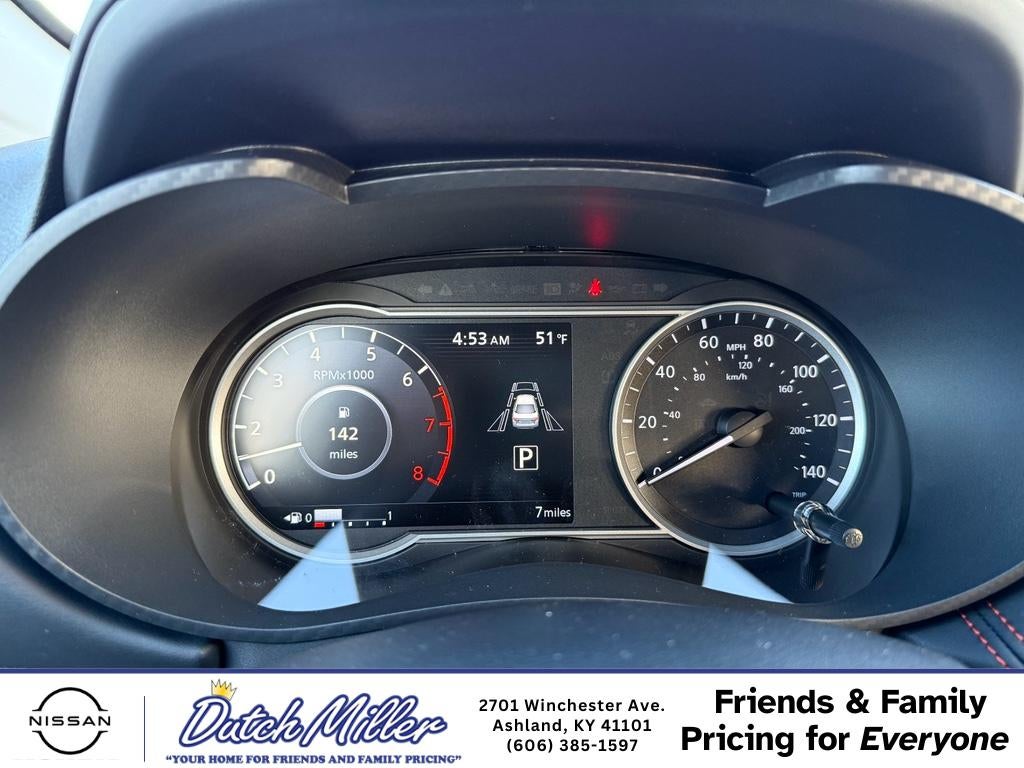 2025 Nissan Versa SR