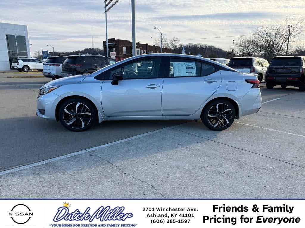 2025 Nissan Versa SR