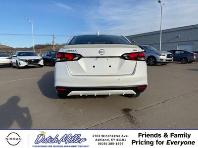 2025 Nissan Versa SR