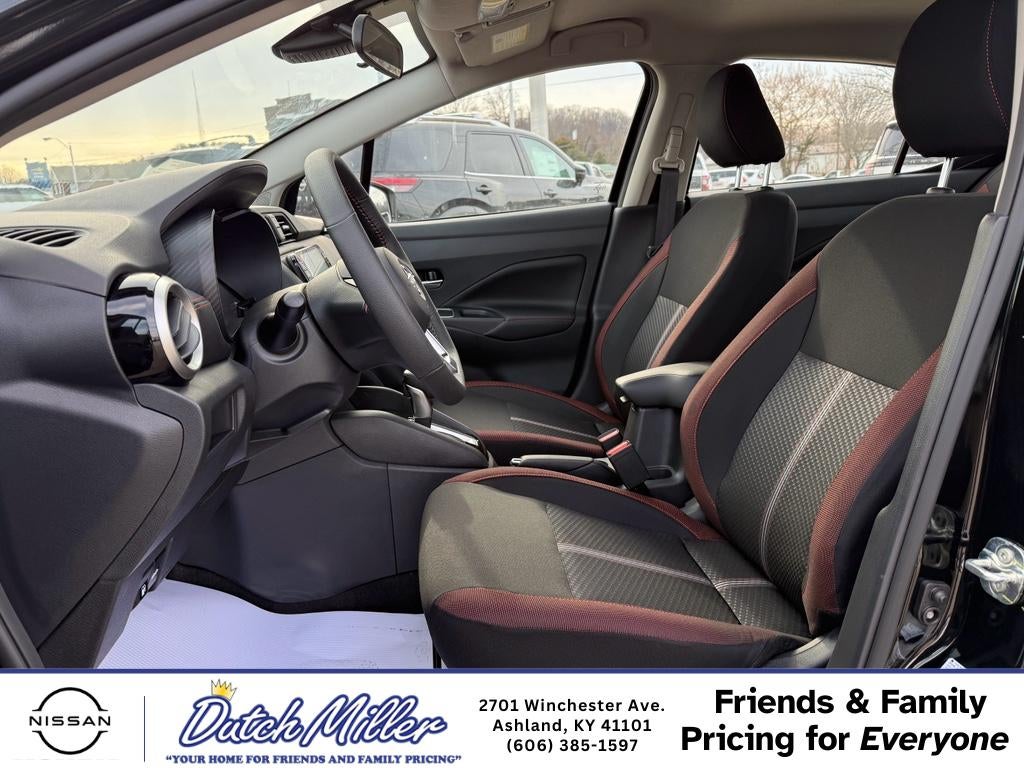 2025 Nissan Versa SR