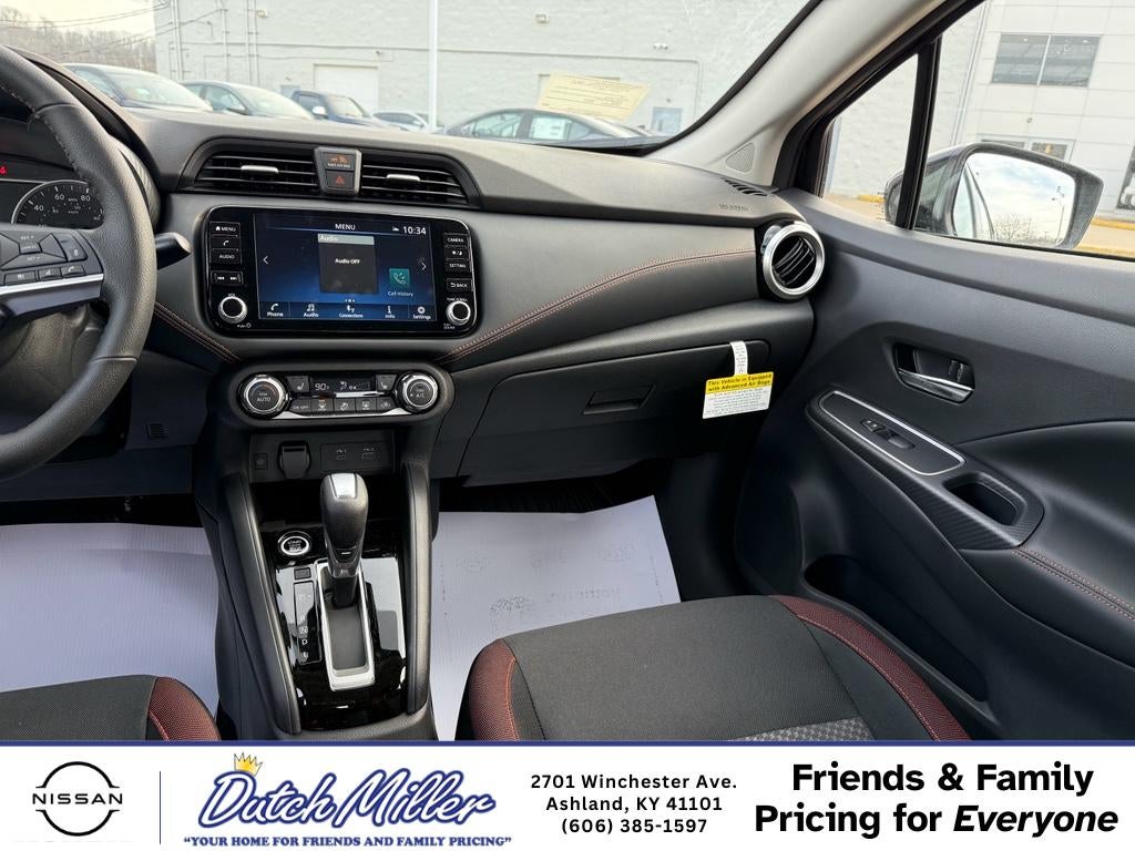 2025 Nissan Versa SR