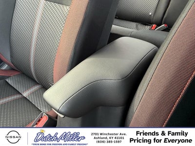 2025 Nissan Versa SR