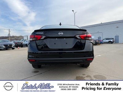 2025 Nissan Versa SR