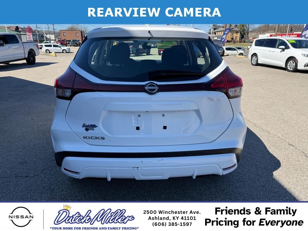 2024 Nissan Kicks S