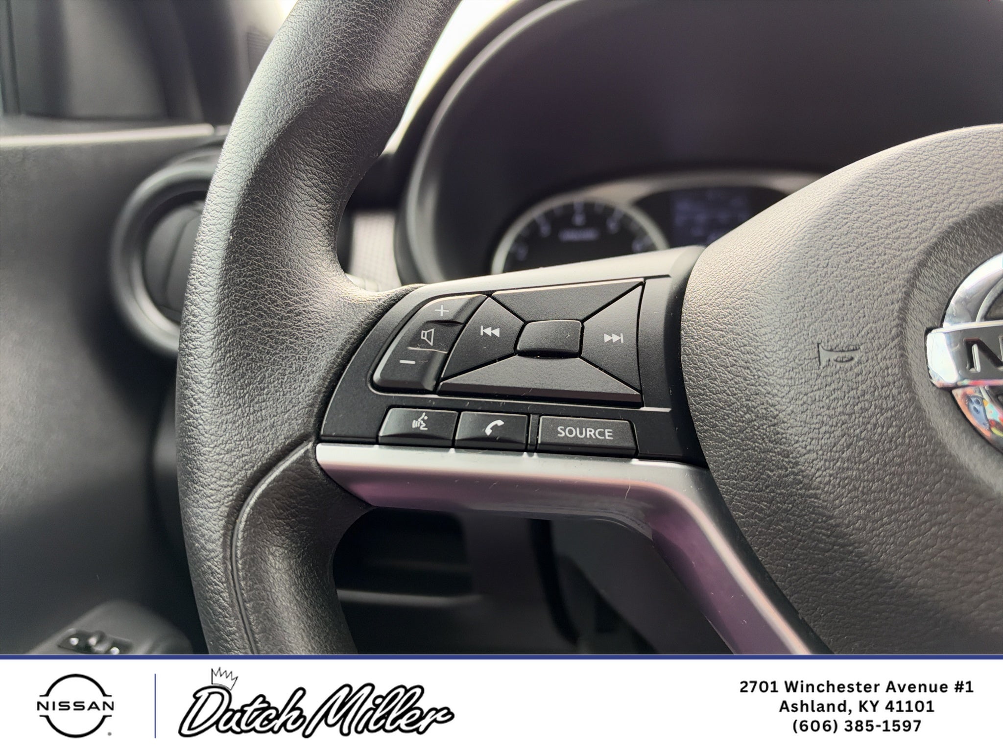 2019 Nissan Kicks S