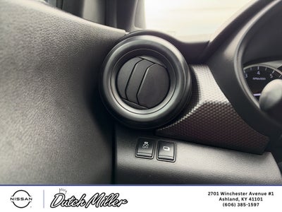 2019 Nissan Kicks S