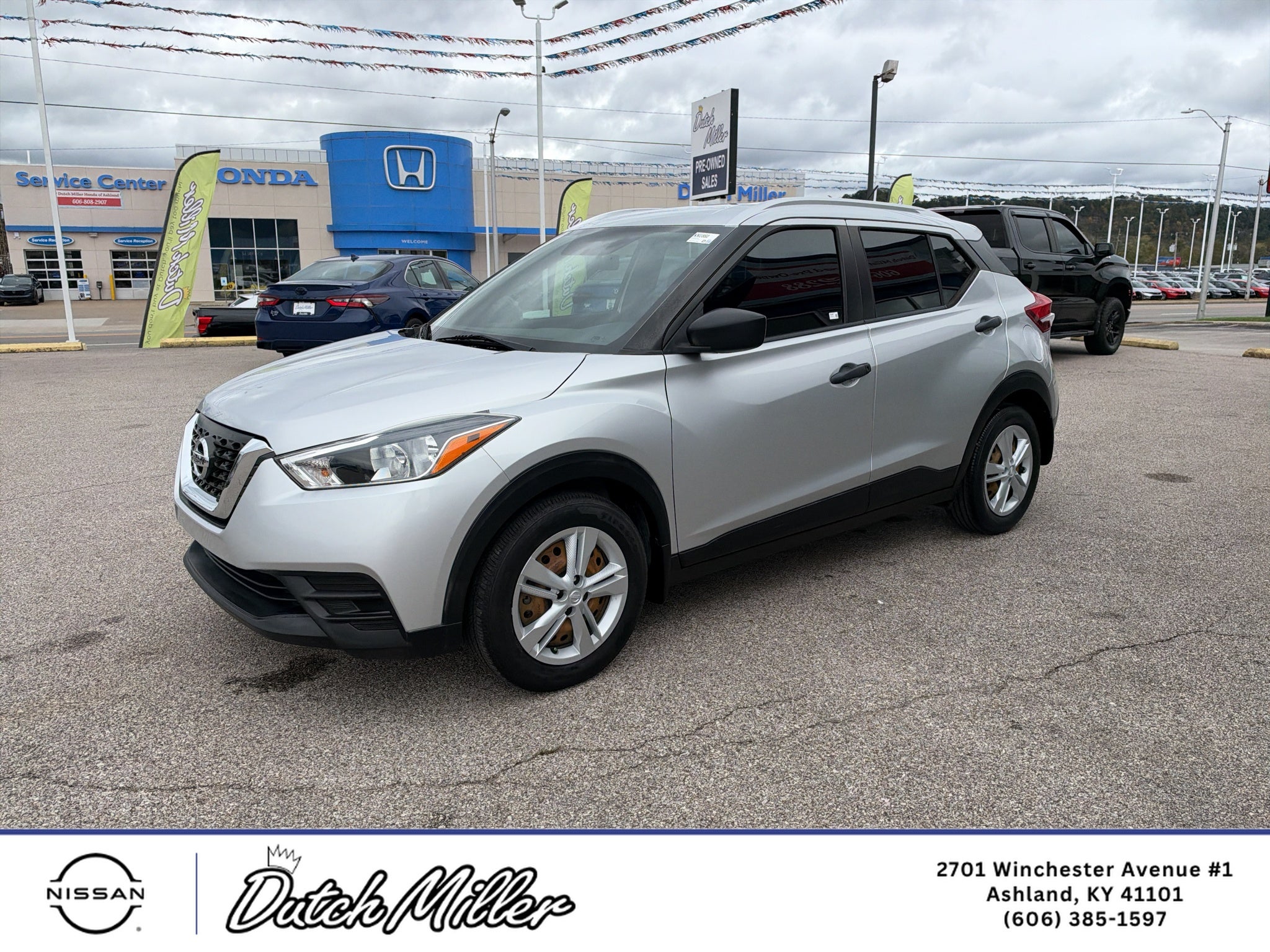 2019 Nissan Kicks S