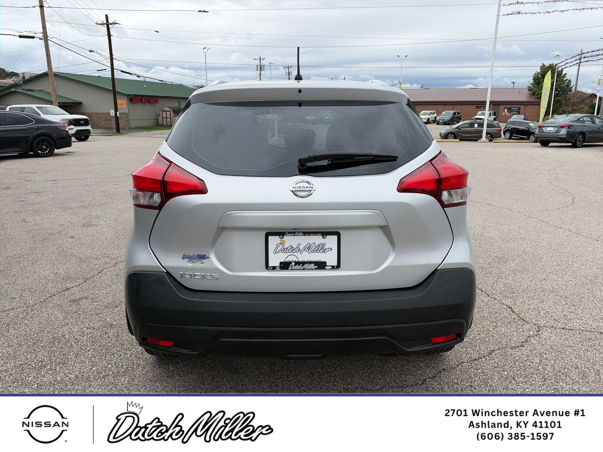2019 Nissan Kicks S