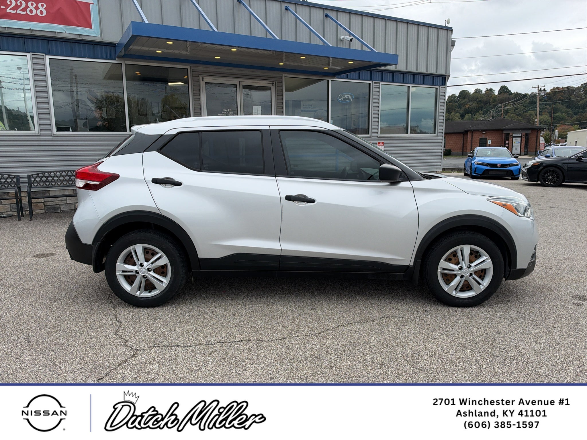 2019 Nissan Kicks S