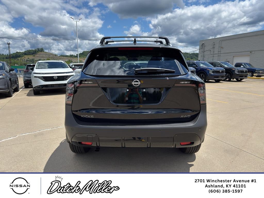 2026 Nissan Kicks SV
