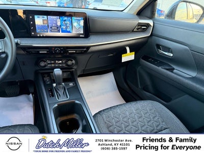 2025 Nissan Kicks SV