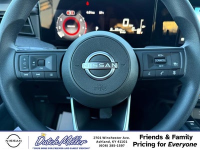 2025 Nissan Kicks SV