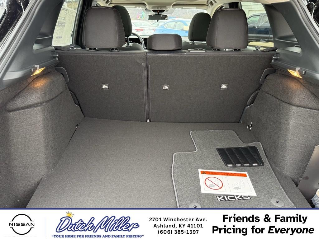 2026 Nissan Kicks SV