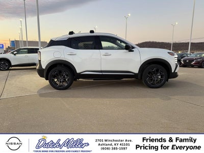 2025 Nissan Kicks SR