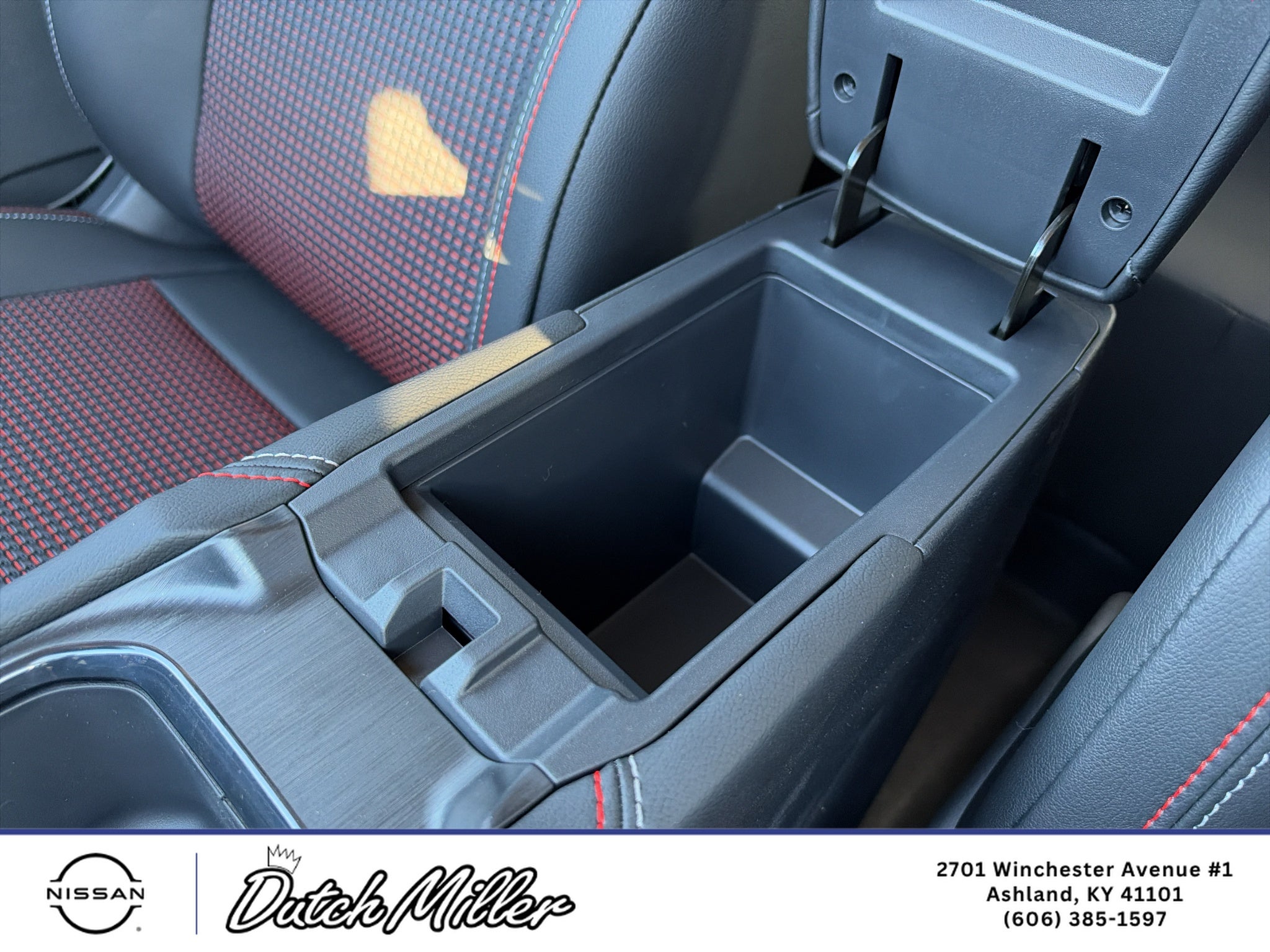 2027 Nissan Kicks SR