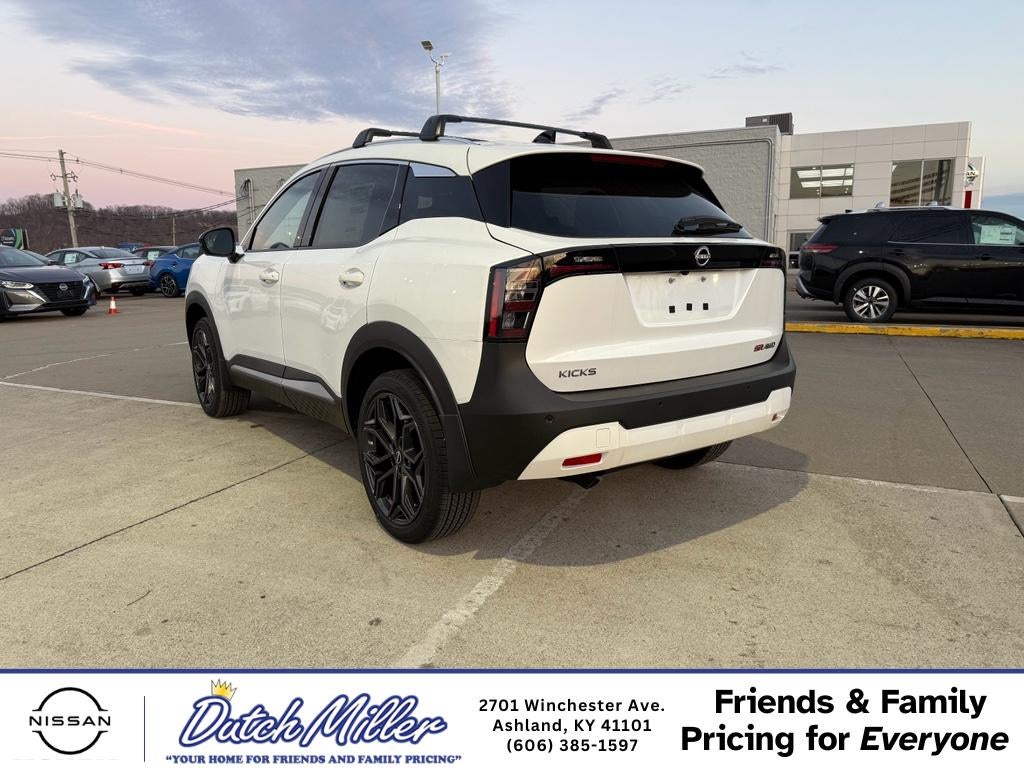 2026 Nissan Kicks SR