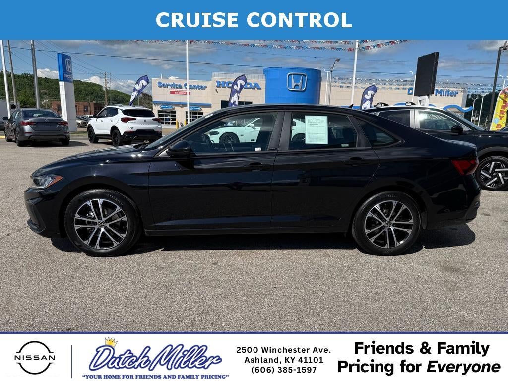 2025 Volkswagen Jetta Sport