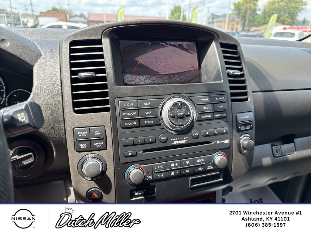 2012 Nissan Pathfinder LE