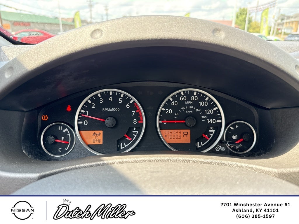 2012 Nissan Pathfinder LE