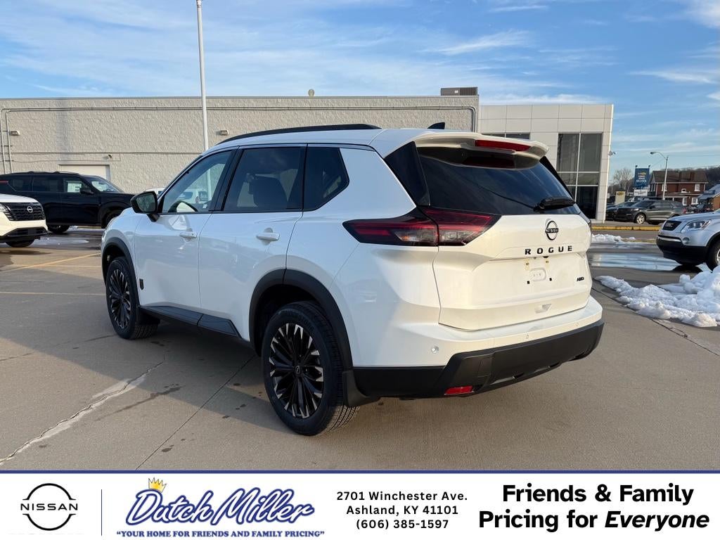 2026 Nissan Rogue Dark Armor