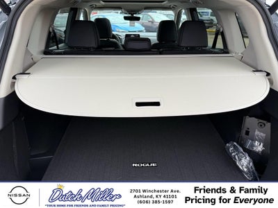 2026 Nissan Rogue Dark Armor