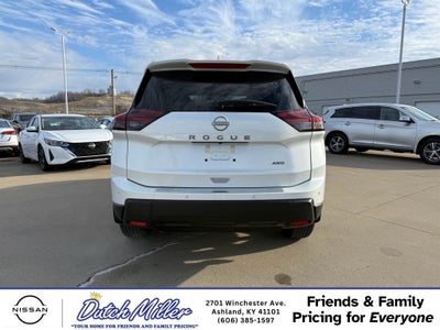 2026 Nissan Rogue SV