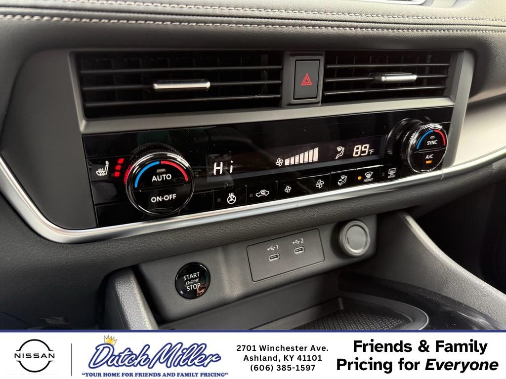 2026 Nissan Rogue SV