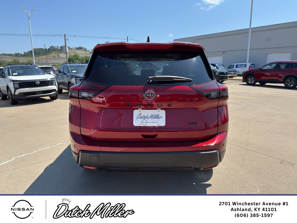 2026 Nissan Rogue Dark Armor