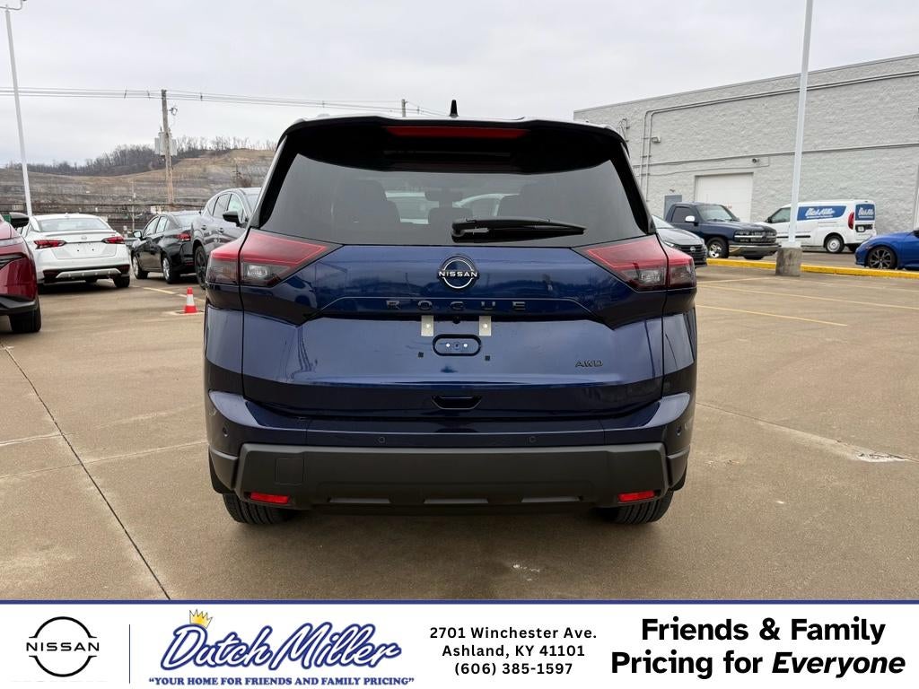 2026 Nissan Rogue Dark Armor