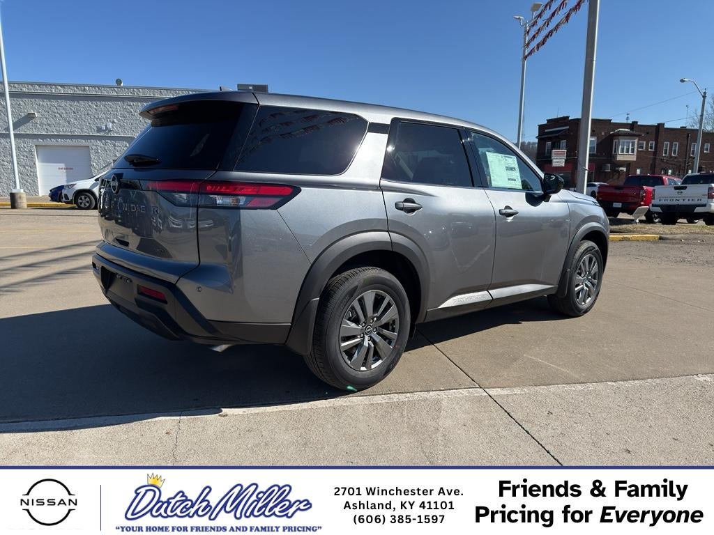 2026 Nissan Pathfinder S