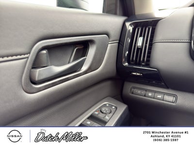 2026 Nissan Pathfinder SV