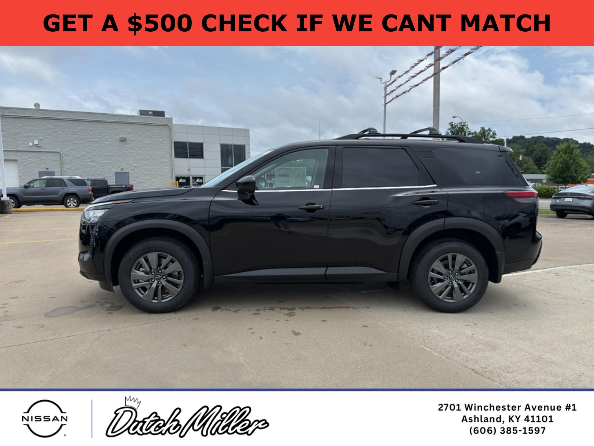 2026 Nissan Pathfinder SV