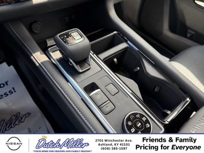 2026 Nissan Pathfinder SV