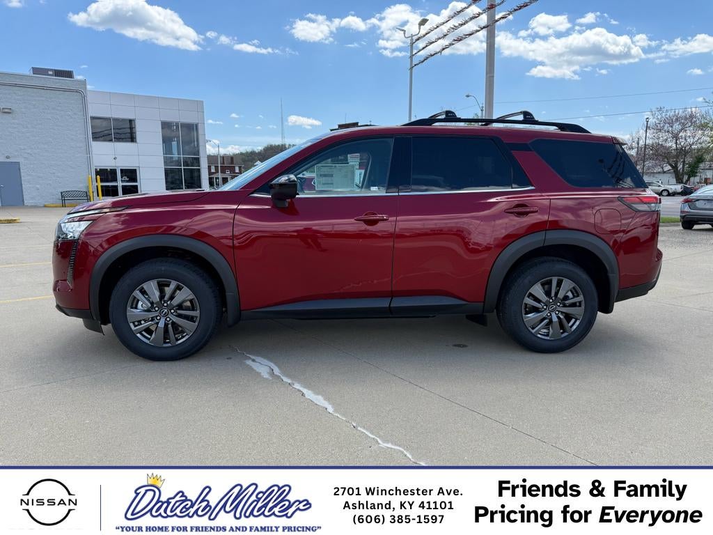 2026 Nissan Pathfinder SV