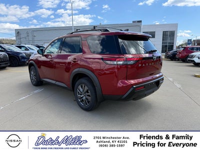 2026 Nissan Pathfinder SV