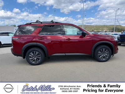 2026 Nissan Pathfinder SV