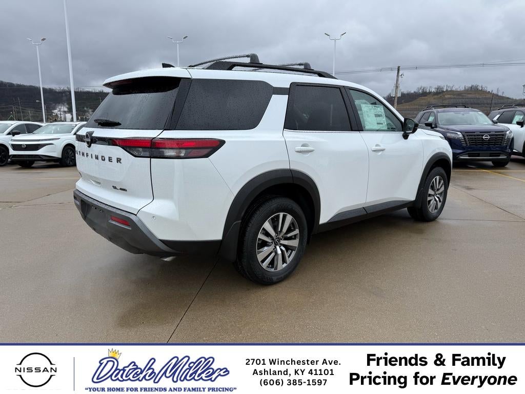 2026 Nissan Pathfinder SL