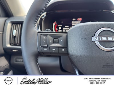 2026 Nissan Pathfinder SL